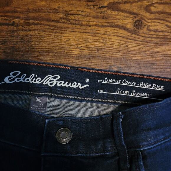 Eddie Bauer Jeans Size 14 Slightly Curvy Hi Rise Slim Straight Tummy Control - Picture 4 of 11